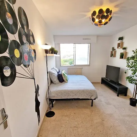 شقة Gregbnb - Design 25m2 - Ascenseur - Wifi - 10min Gare