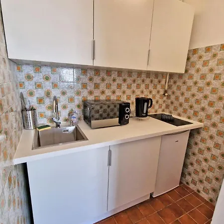 Gregbnb - Design 25m2 - Ascenseur - Wifi - 10min Gare